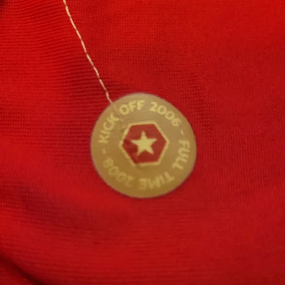 Vintage England 2006 Away Football Jersey Longsleeve - Picture 9 of 10